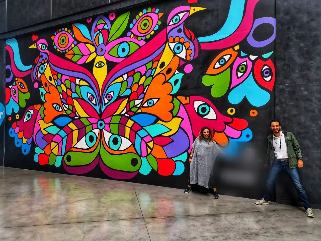 MURAL EN CENTRO COMERCIAL 