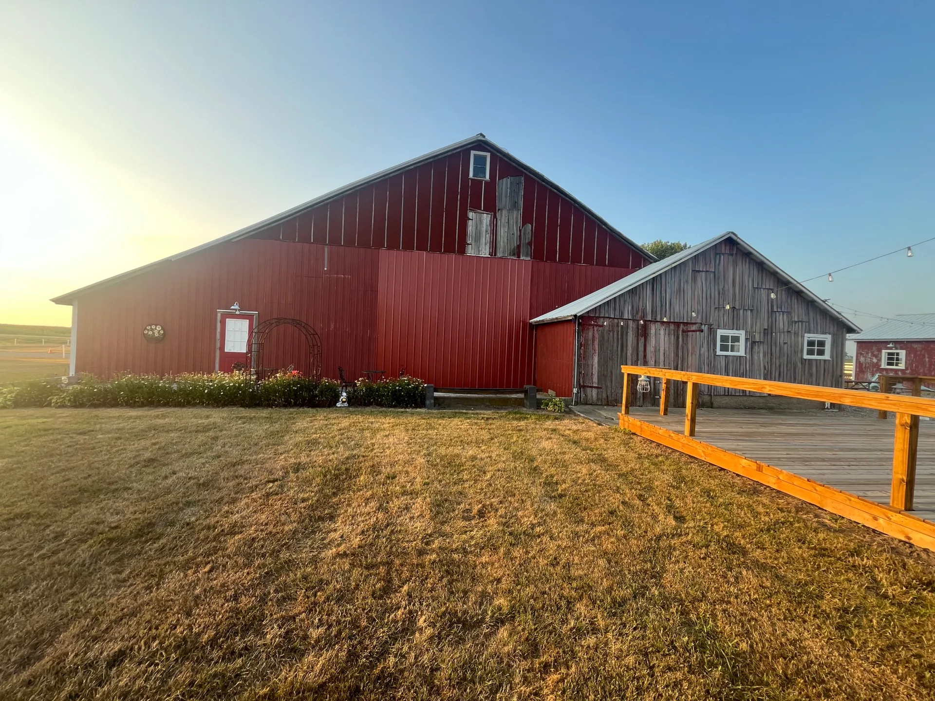 ANTES - Bar Z- Rustic Barn Rental