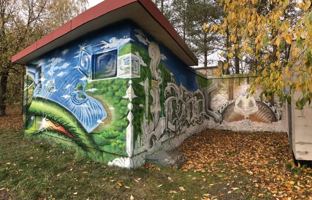UNESSA LÄSNÄ
