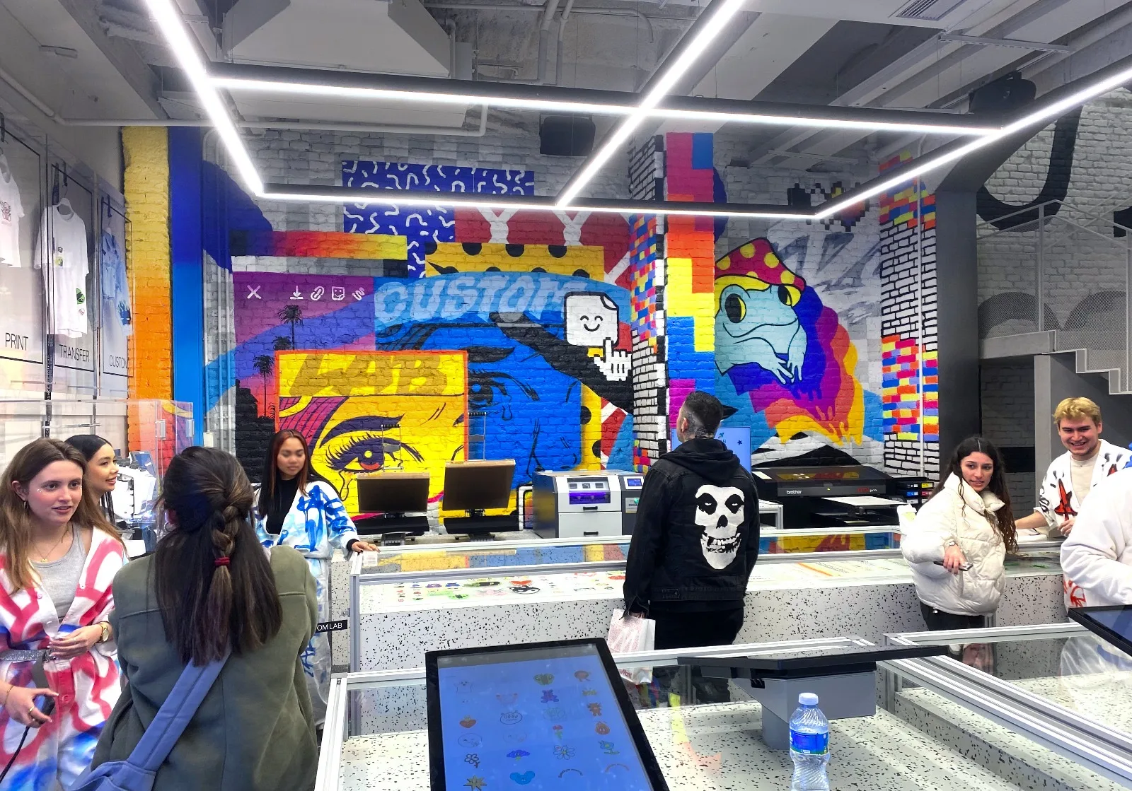 Custom Lab - Bershka Shop