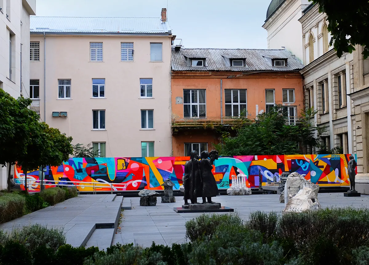 GARDEN OF COLORS