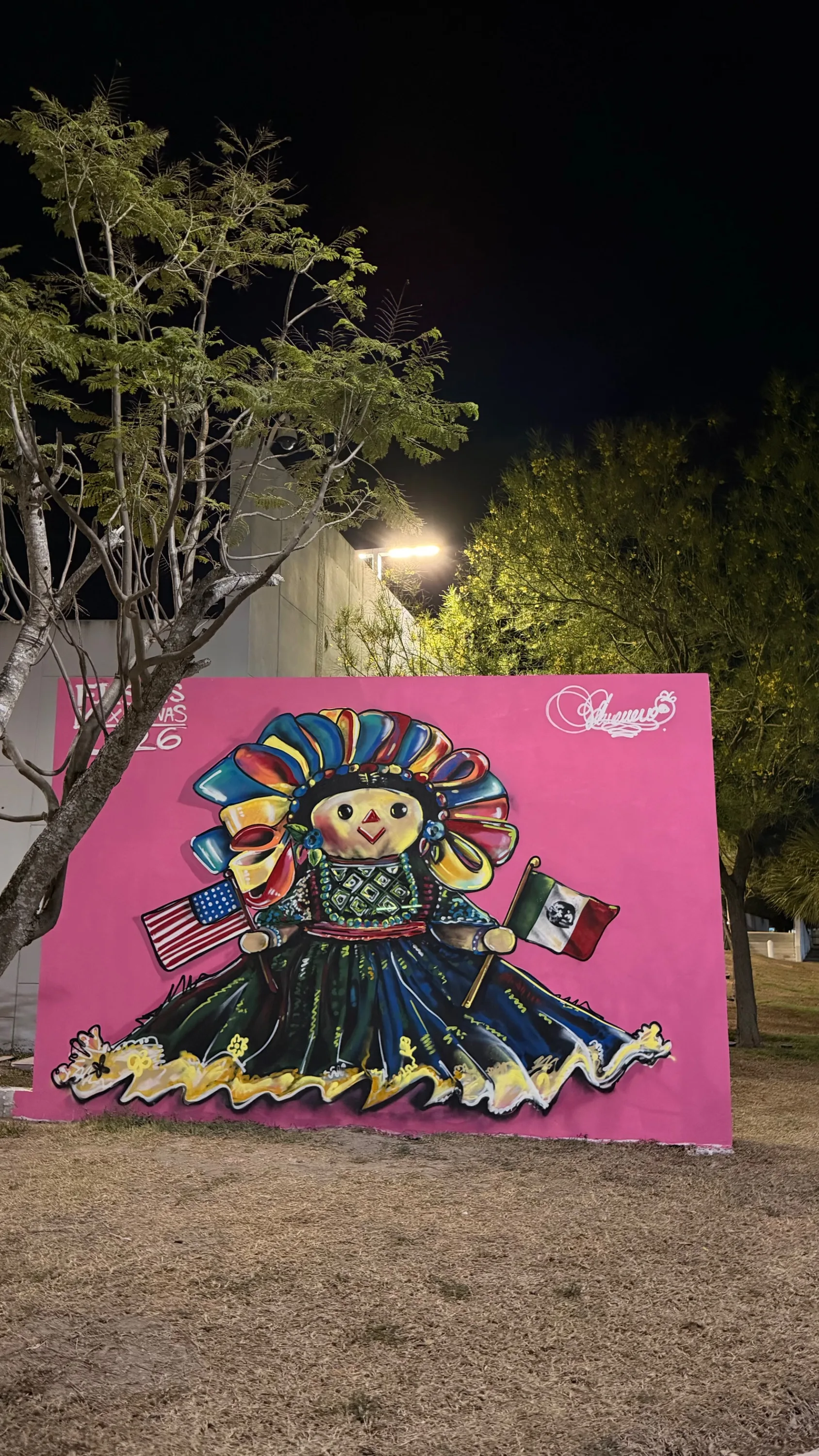 La muneca de dos paises 