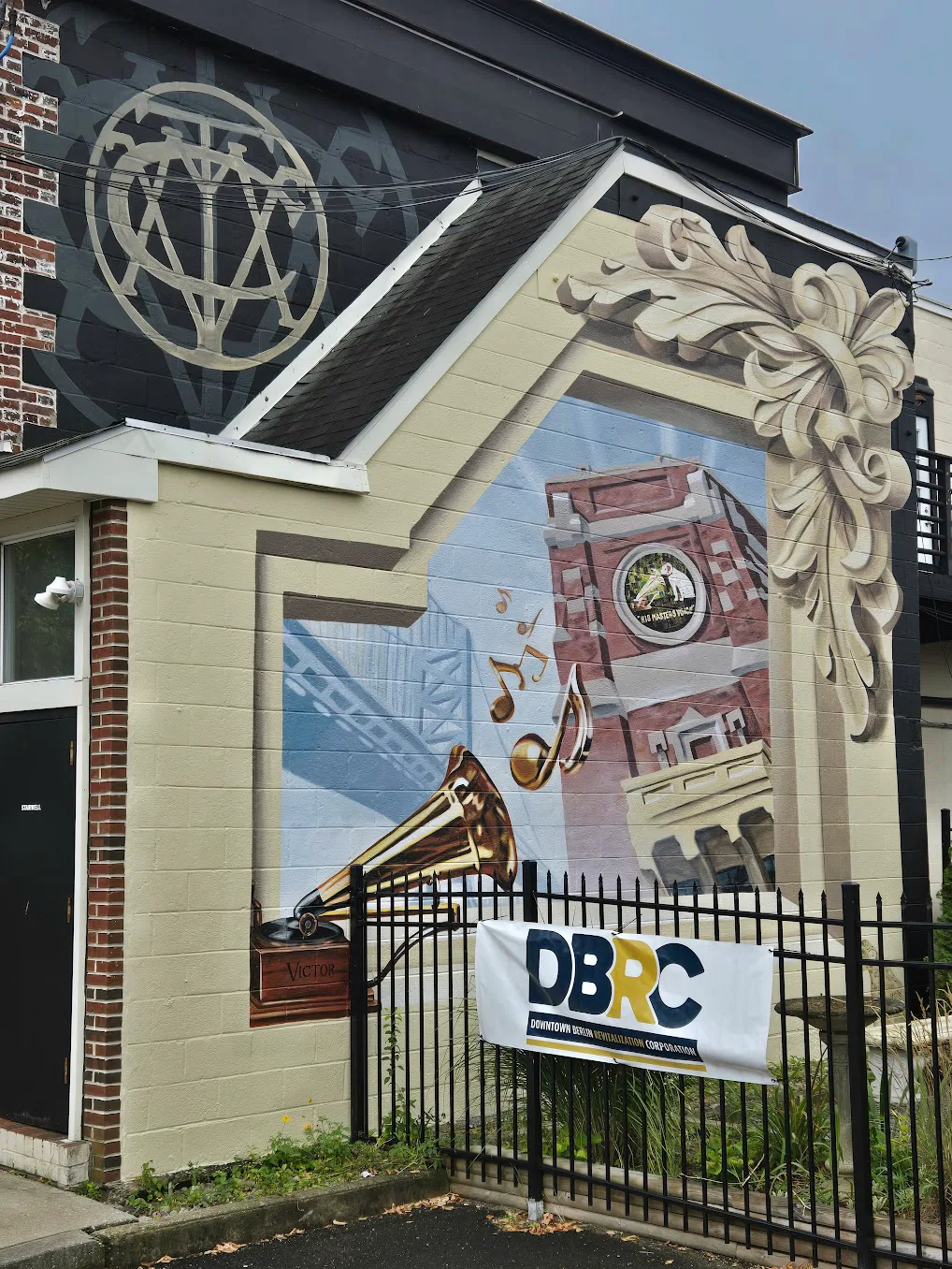 Victor Vault