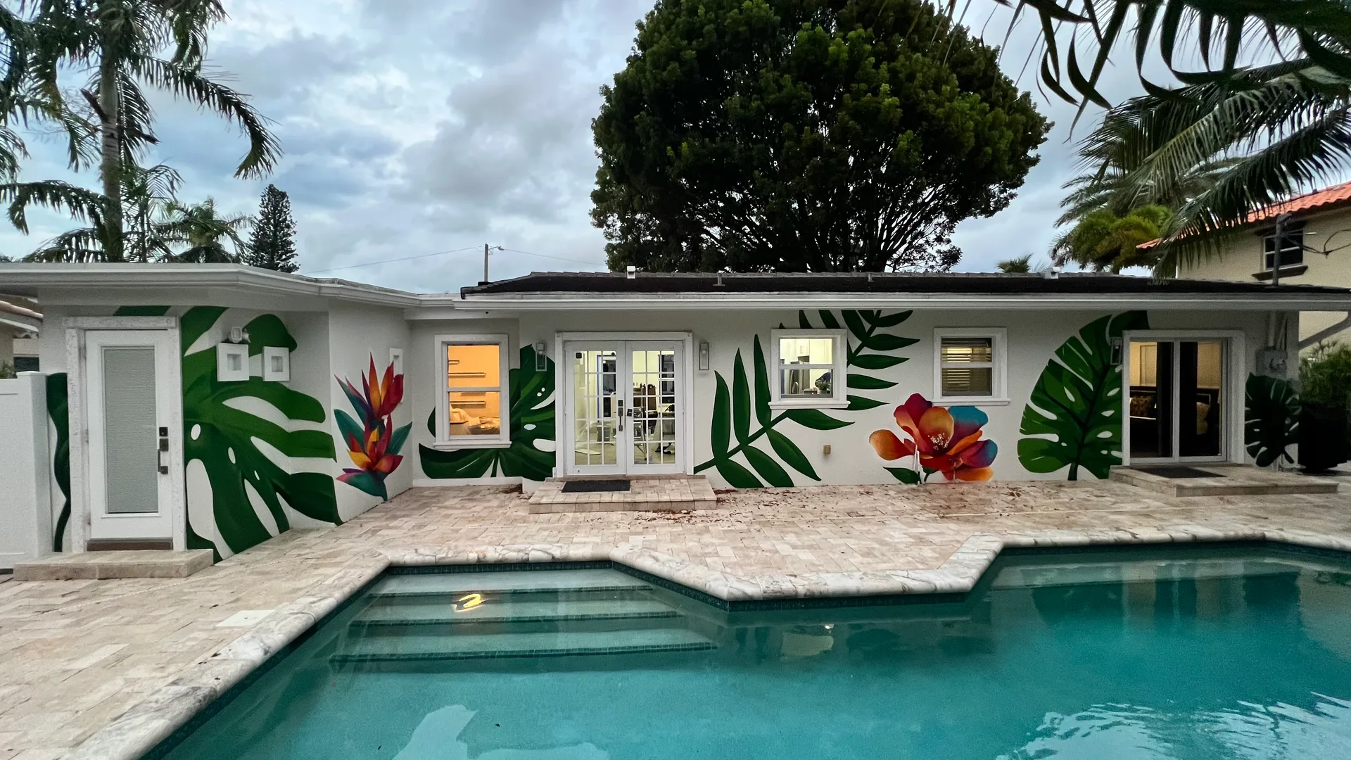 Outdoor Foliage Mural