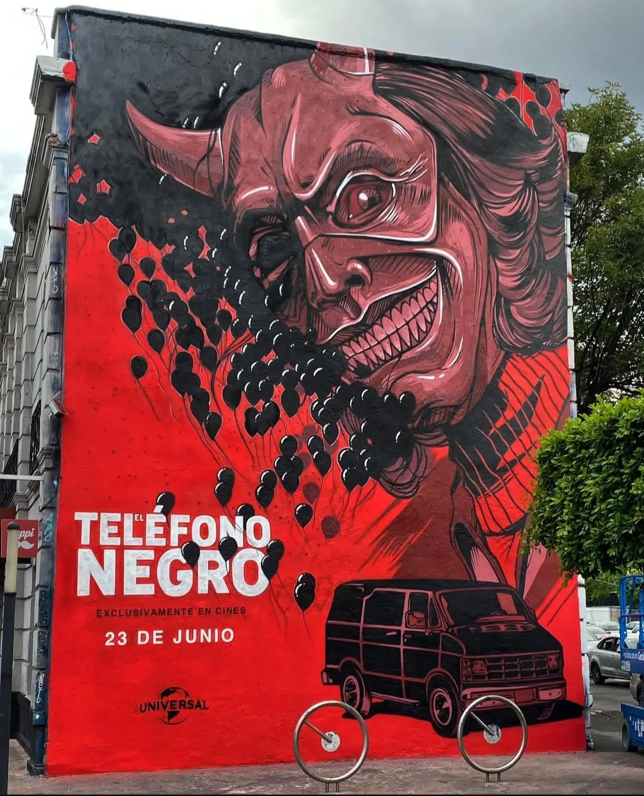 Teléfono negro